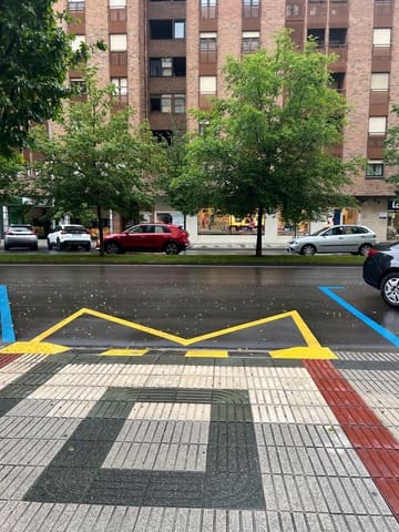 Garage te koop in Pamplona - € 15.000 (Ref: 9062207)