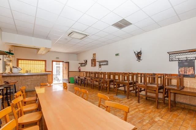 Commercial for sale in Pamplona / Iruña - € 109,000 (Ref: 9074936)