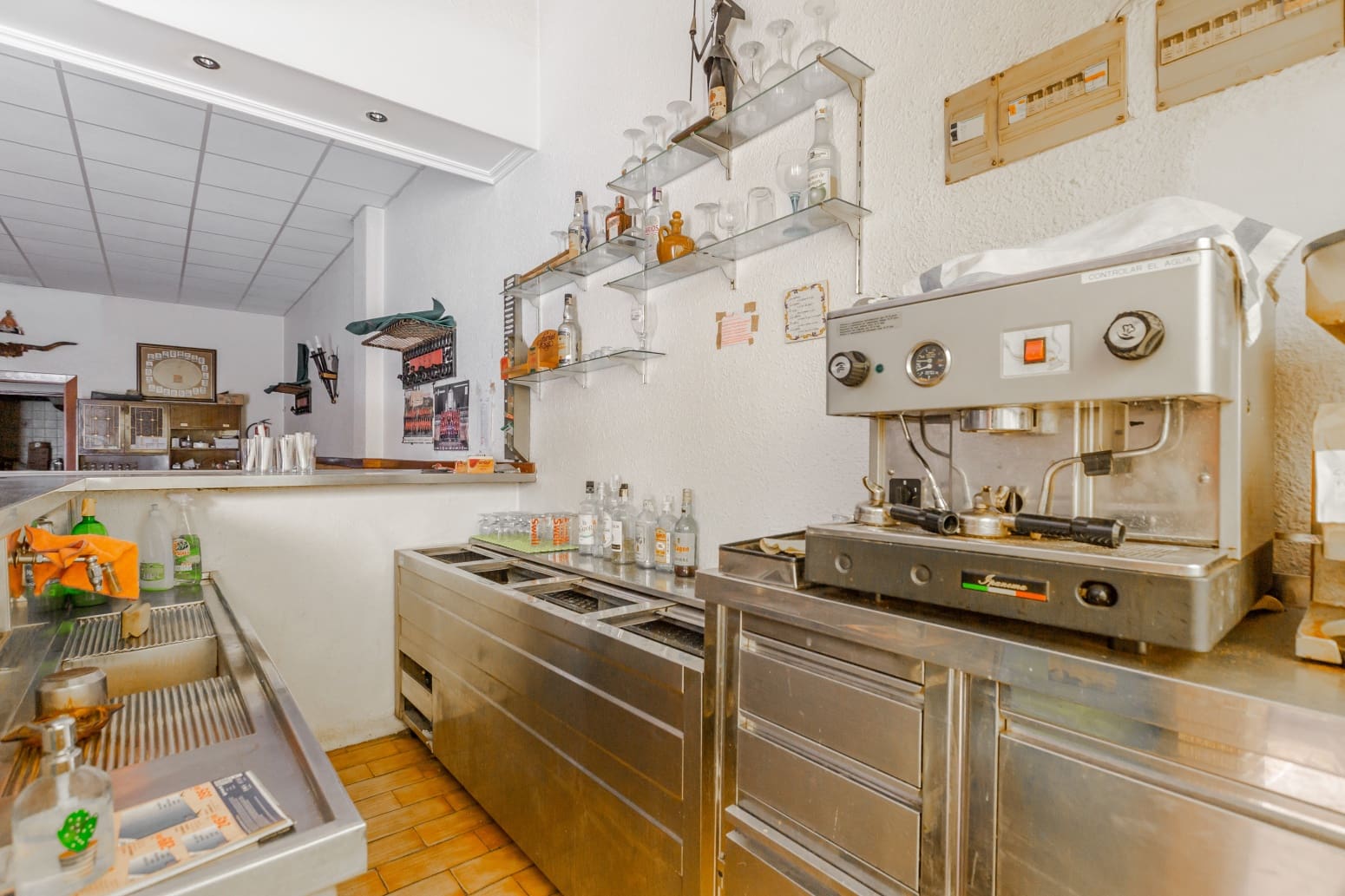 Erhverv til salg i Pamplona / Iruna - € 109.000 (Ref: 9074936)