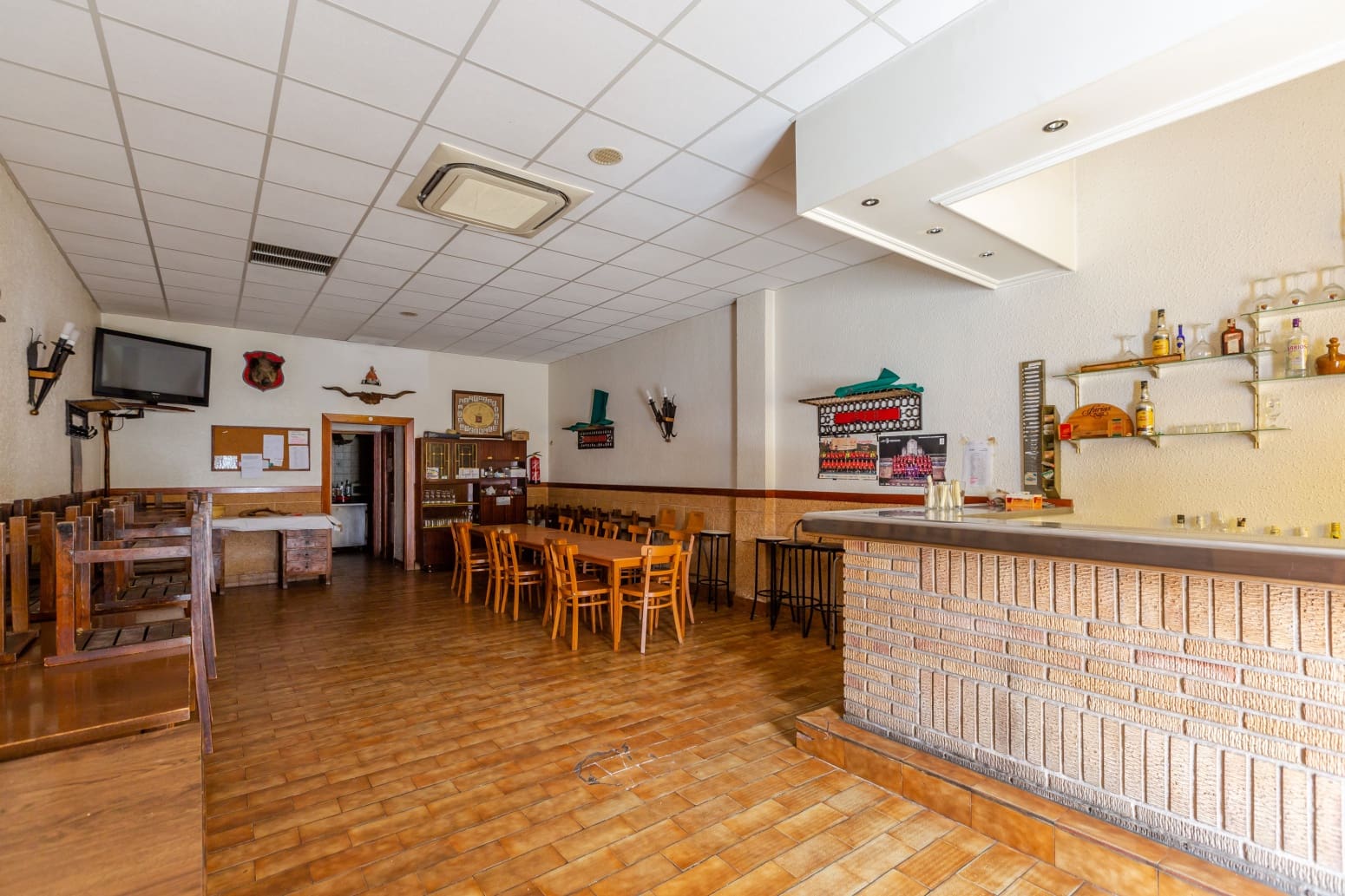 Erhverv til salg i Pamplona / Iruna - € 109.000 (Ref: 9074936)