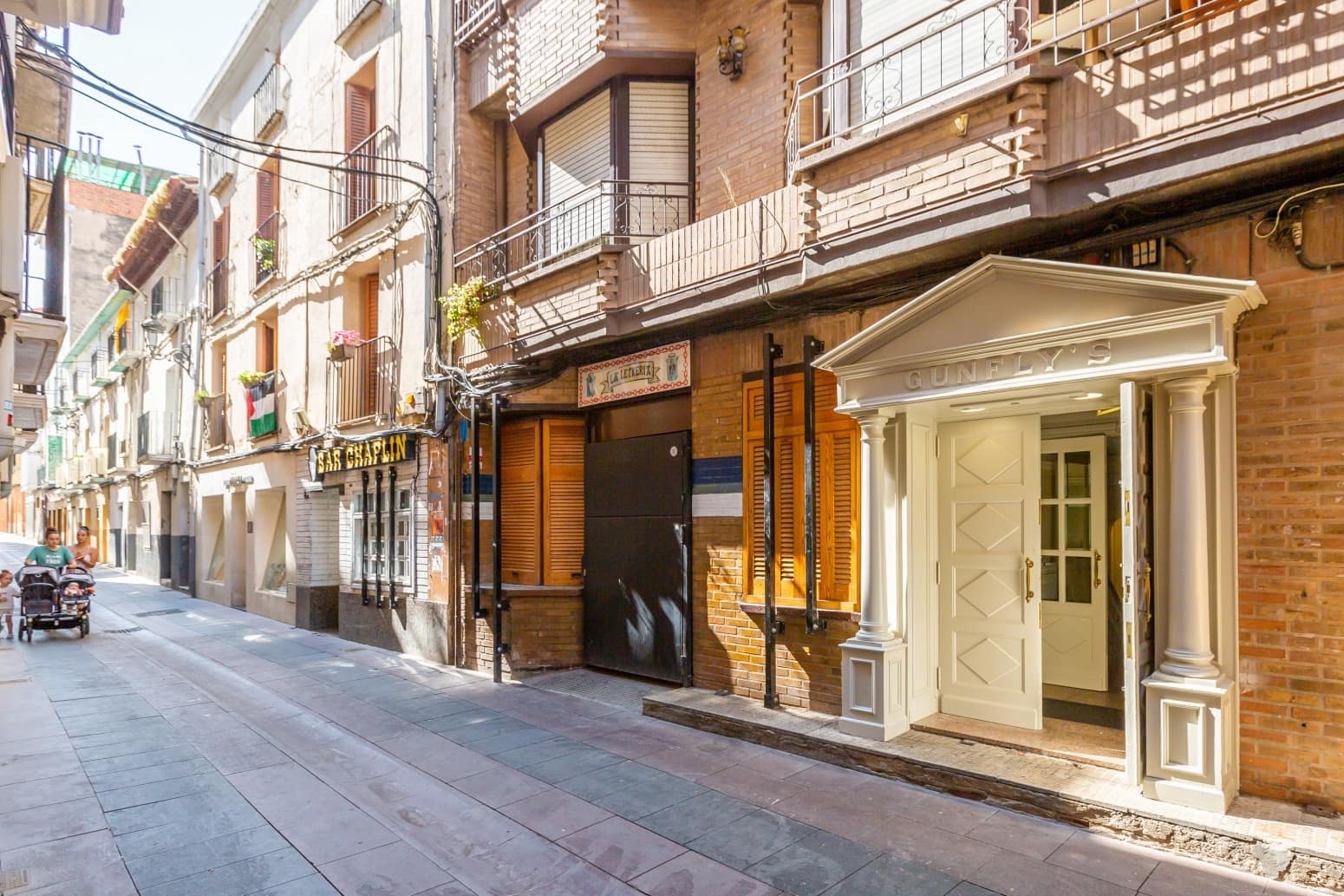 Erhverv til salg i Peralta - € 325.000 (Ref: 9075758)