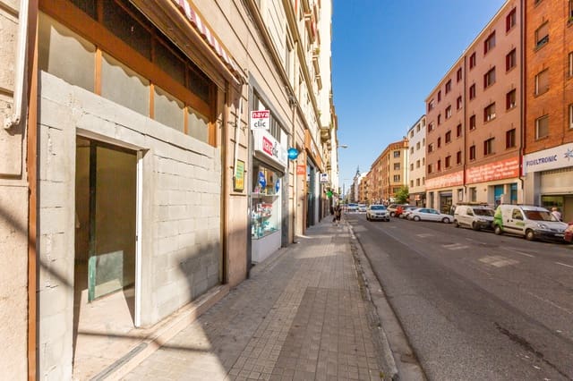 Commercial for sale in Pamplona / Iruña - € 99,000 (Ref: 9077846)