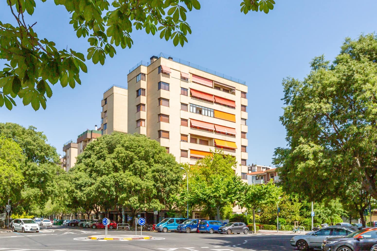 4 bedroom Flat for sale in Pamplona / Iruna - € 378,000 (Ref: 9124833)