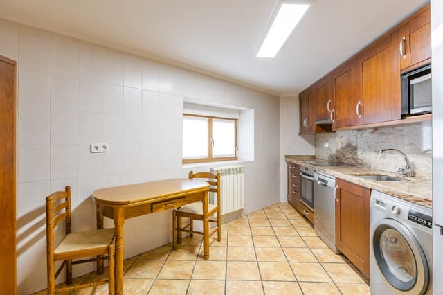 5 soveværelse Villa til salg i Lónguida - € 235.000 (Ref: 9129582)