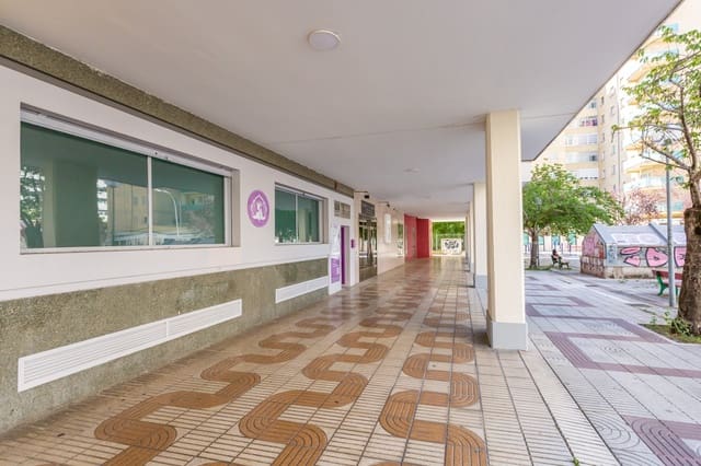 Commercieel te huur in Pamplona - € 550 (Ref: 9134231)