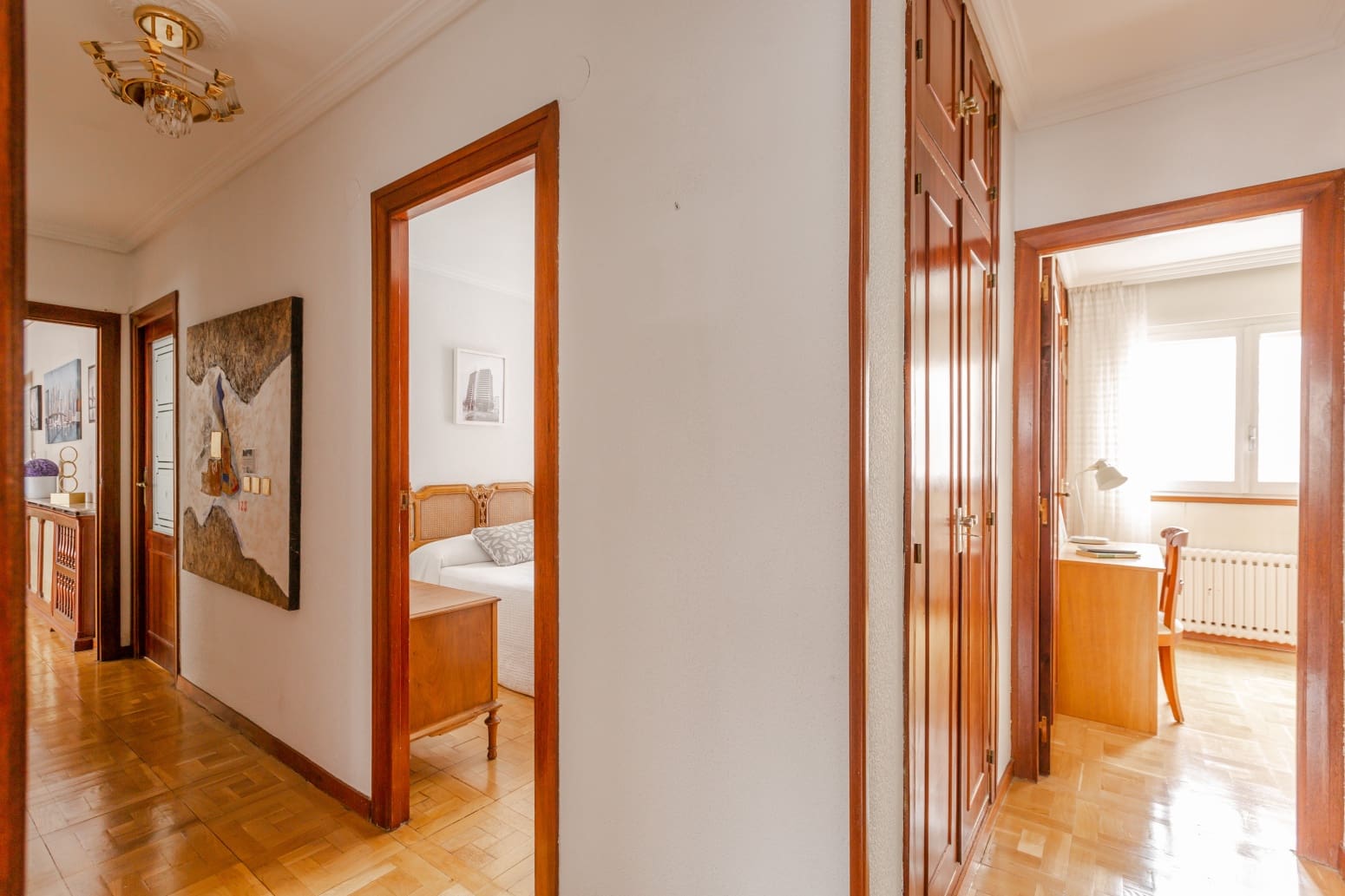 4 bedroom Flat for sale in Pamplona / Iruna with garage - € 384,000 (Ref: 9142701)