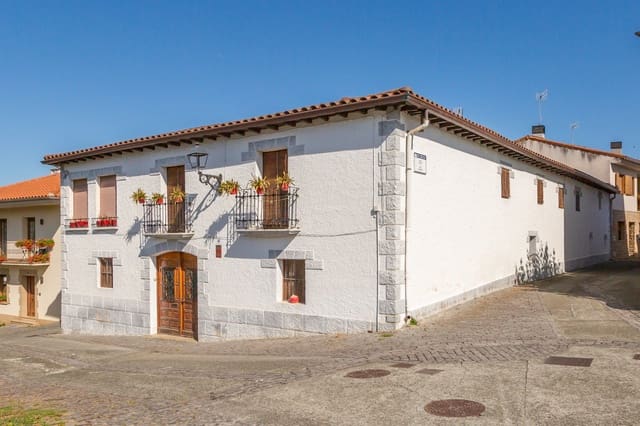 6 soveværelse Villa til salg i Esquiroz, Galar - € 451.875 (Ref: 9148996)