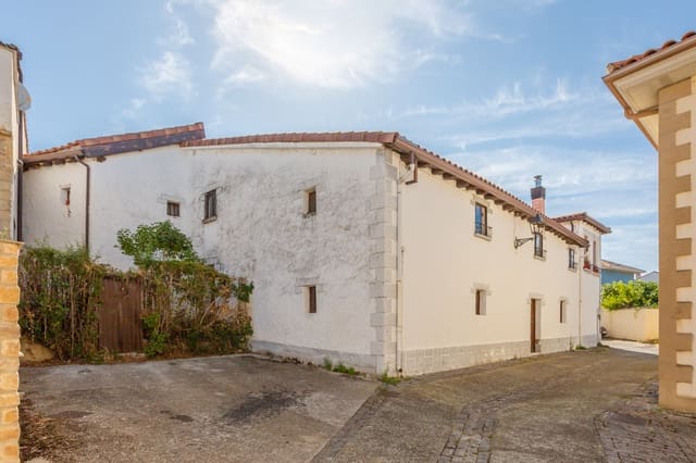 6 soveværelse Villa til salg i Esquiroz, Galar - € 310.000 (Ref: 9148996)