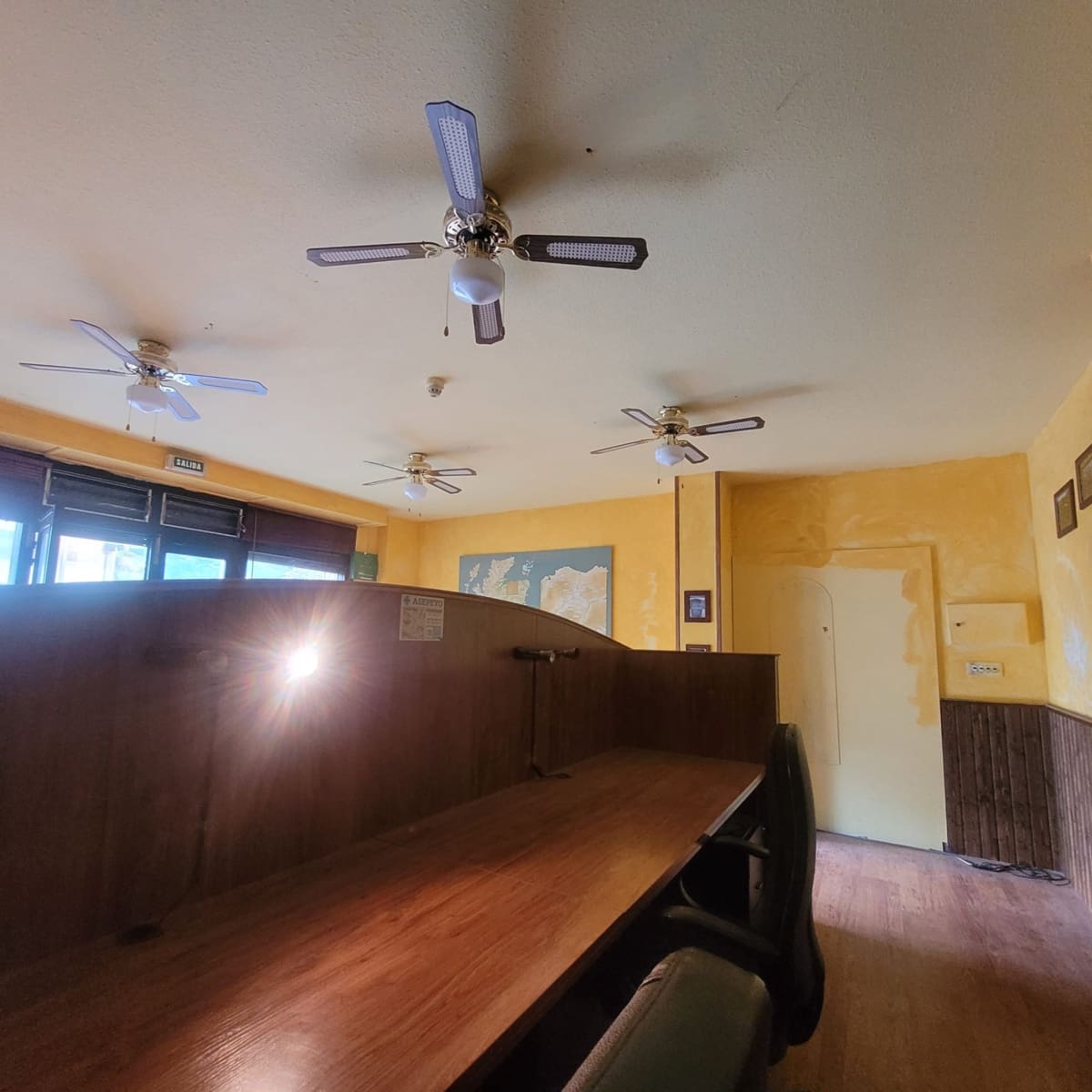 Erhverv til salg i Pamplona / Iruna - € 144.900 (Ref: 9151772)