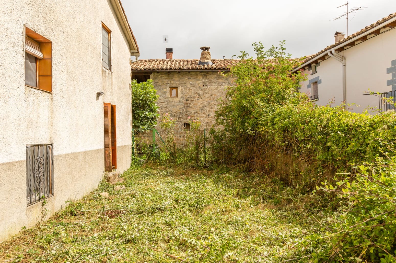 3 soveværelse Lejlighed til salg i Navascues - € 86.000 (Ref: 9153782)