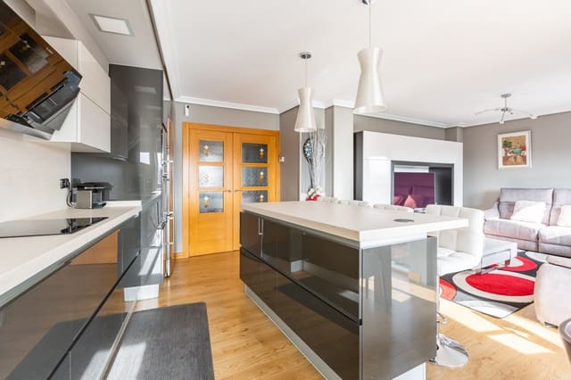 3 soveværelse Lejlighed til salg i Pamplona / Iruña med garage - € 280.000 (Ref: 9159315)