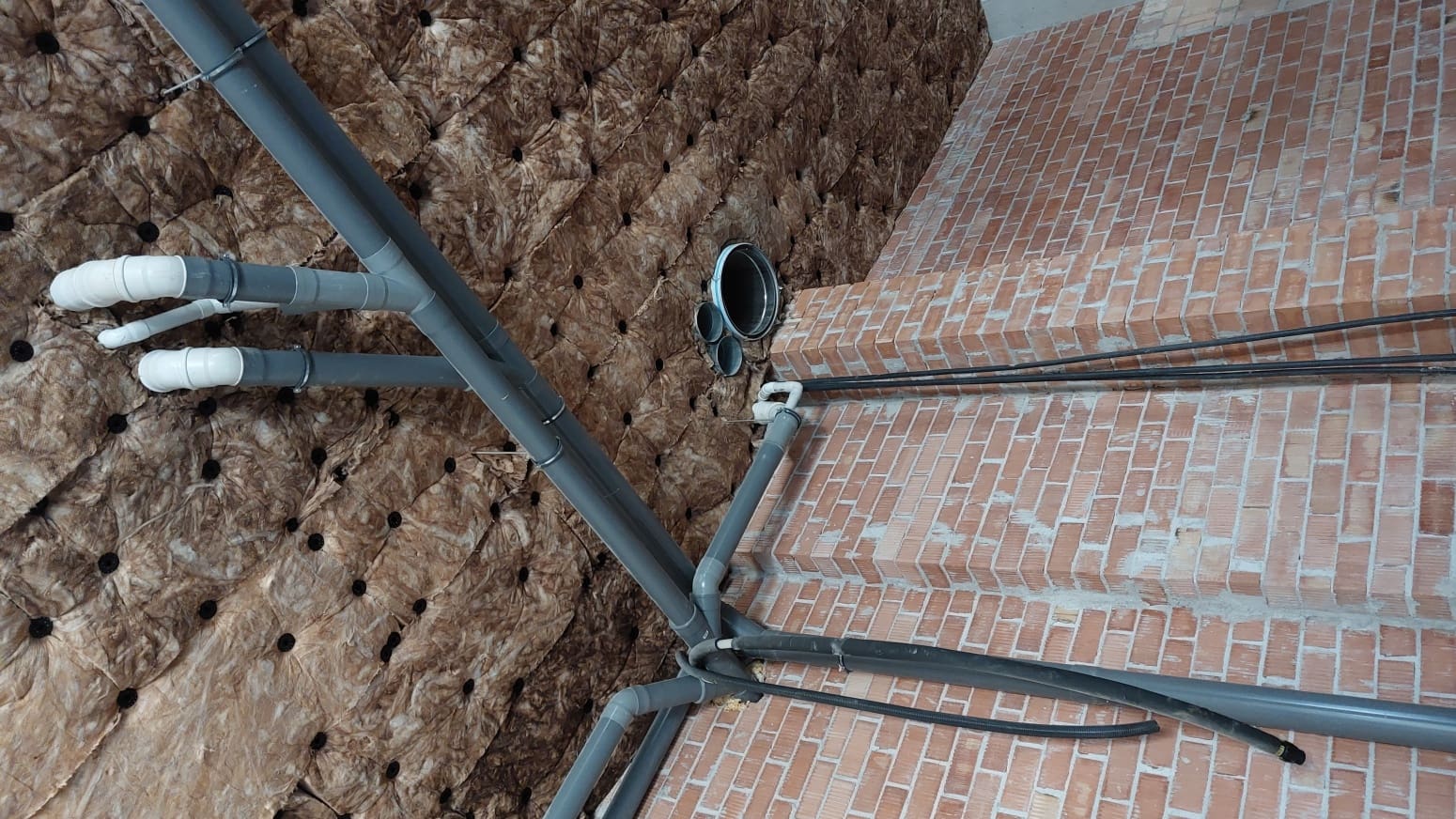 Commercial for rent in Pamplona / Iruna - € 900 (Ref: 9169426)