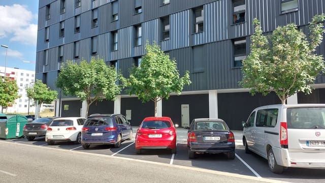 Gewerbe zu vermieten in Pamplona / Iruña - 400 € (Ref: 9202290)