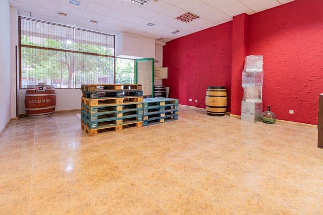 Business for sale in Pamplona / Iruña - € 210,000 (Ref: 9208207)
