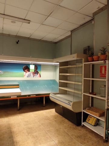 Azienda da affittare in Pamplona - 1.100 € (Rif: 9236272)