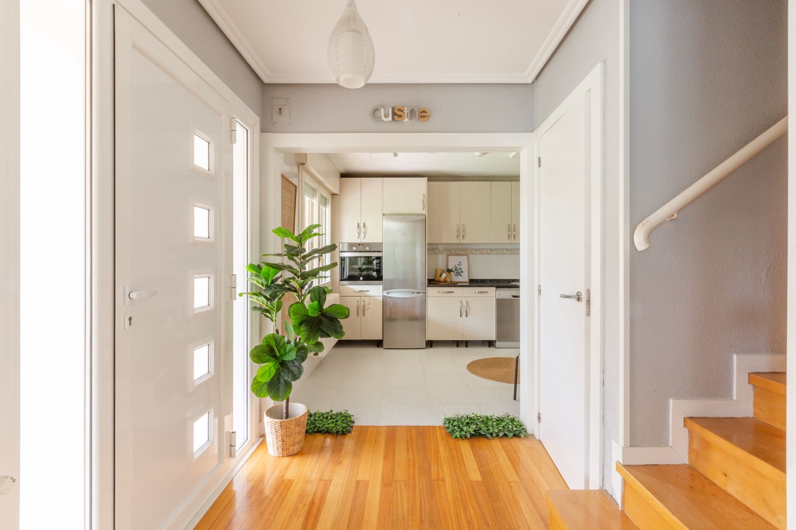 4 soveværelse Villa til salg i Egues med swimmingpool garage - € 569.000 (Ref: 9243037)