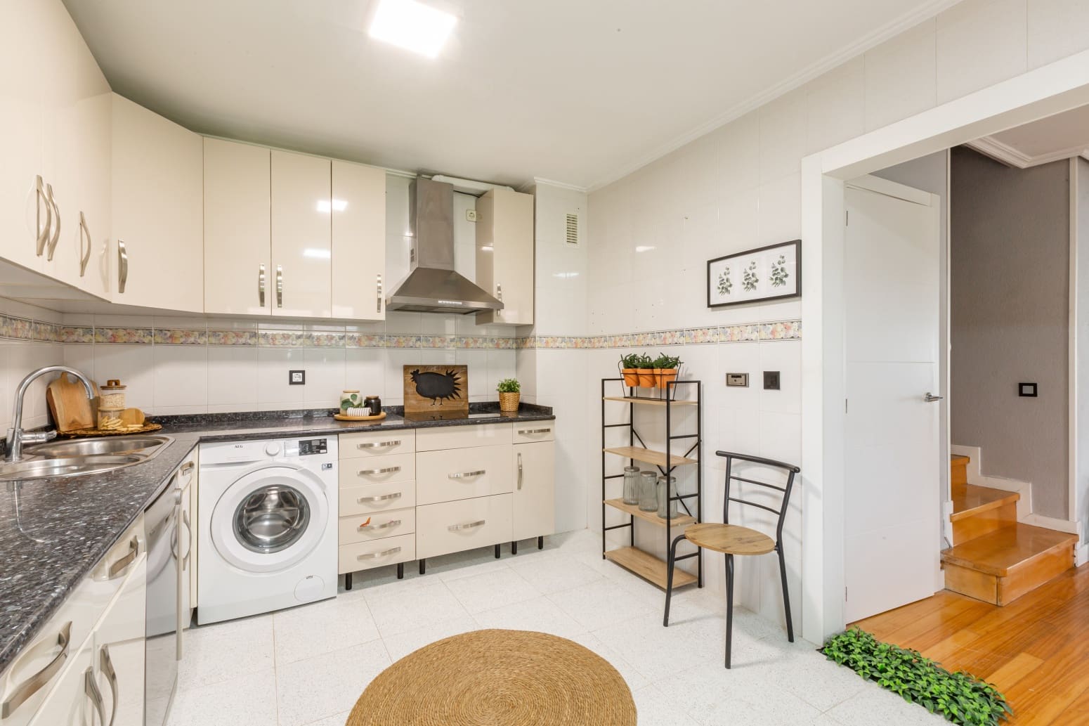 4 soveværelse Villa til salg i Egues med swimmingpool garage - € 569.000 (Ref: 9243037)