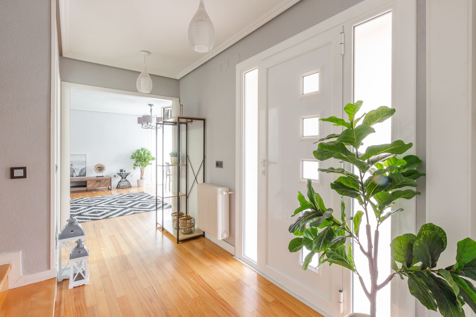 4 soveværelse Villa til salg i Egues med swimmingpool garage - € 569.000 (Ref: 9243037)