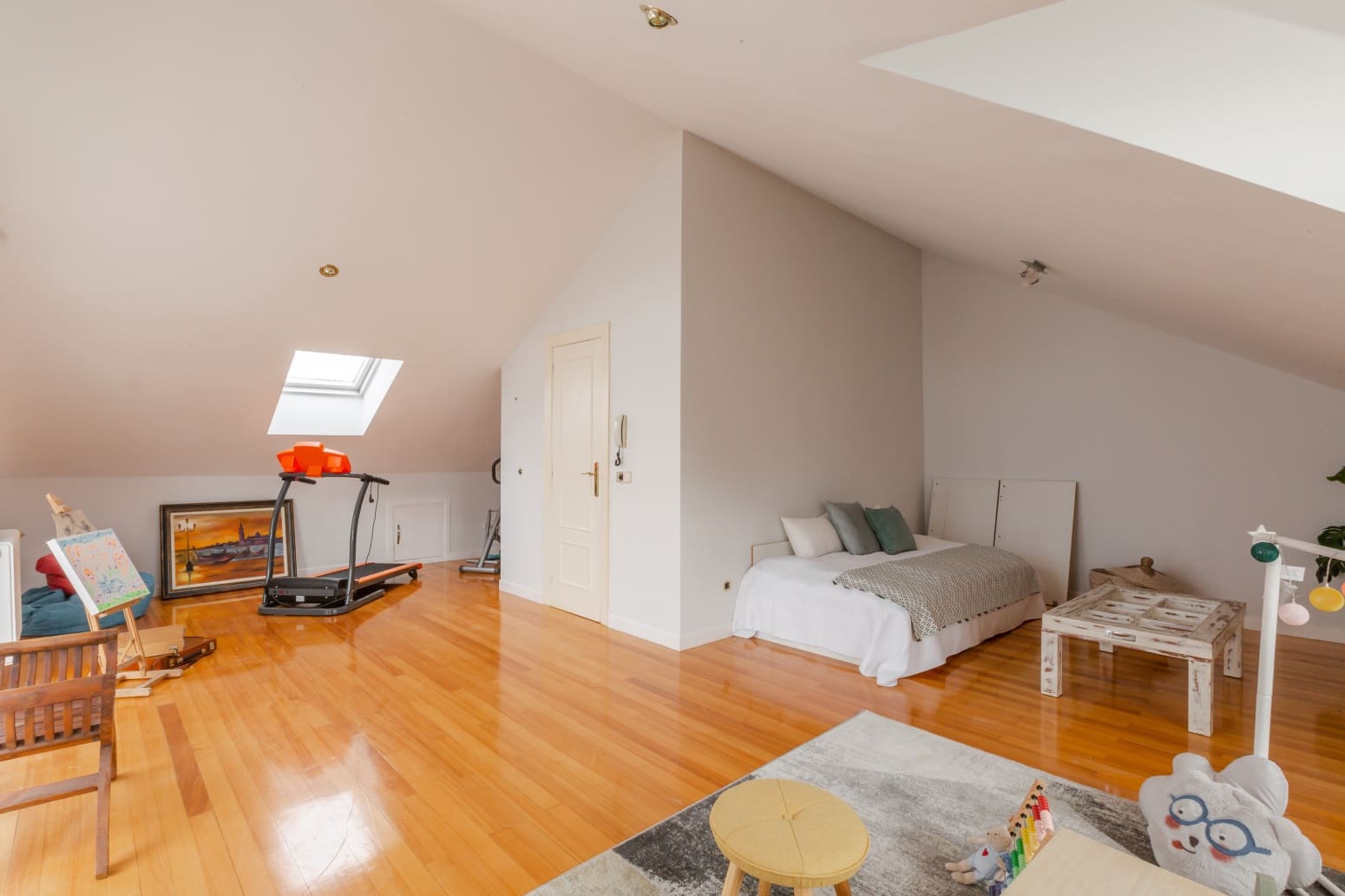 4 soveværelse Villa til salg i Egues med swimmingpool garage - € 569.000 (Ref: 9243037)