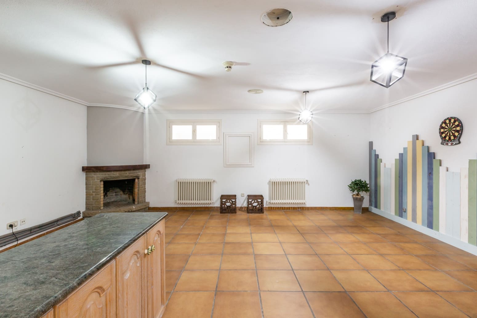 4 soveværelse Villa til salg i Egues med swimmingpool garage - € 569.000 (Ref: 9243037)