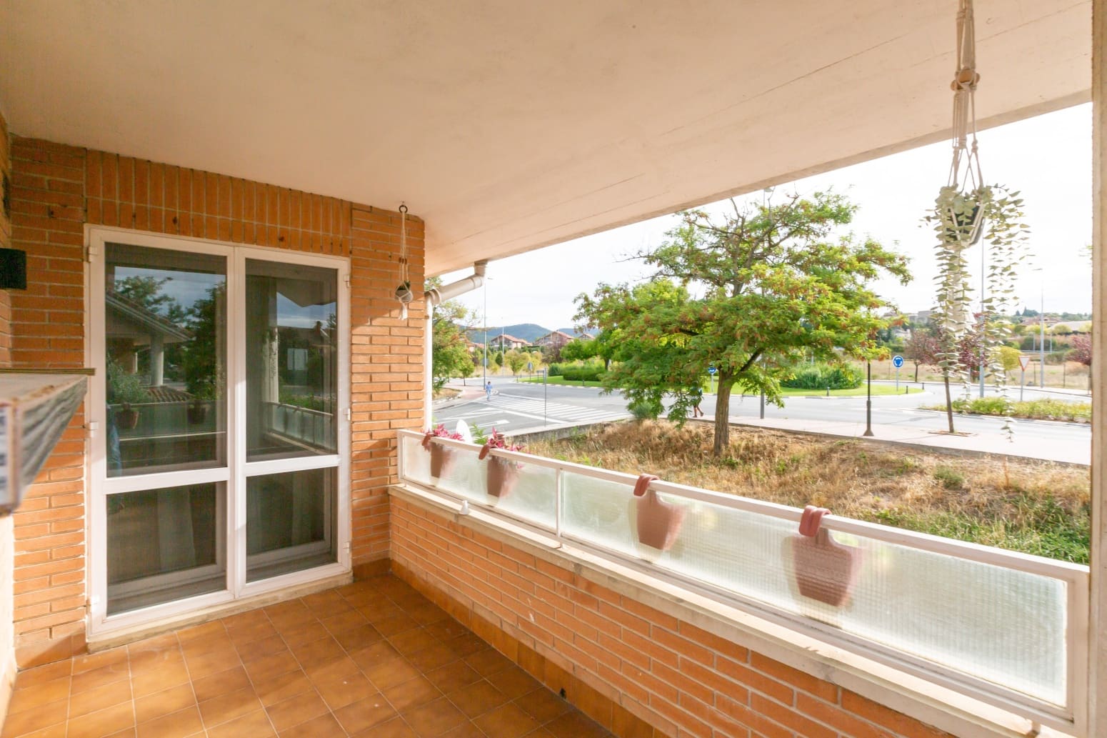 4 soveværelse Villa til salg i Egues med swimmingpool garage - € 569.000 (Ref: 9243037)