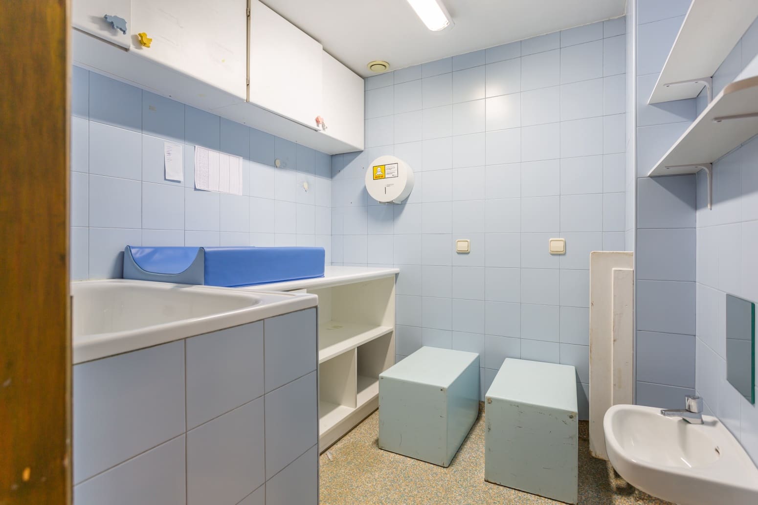 Kommersiell til salgs i Pamplona - € 315 000 (Ref: 9246498)