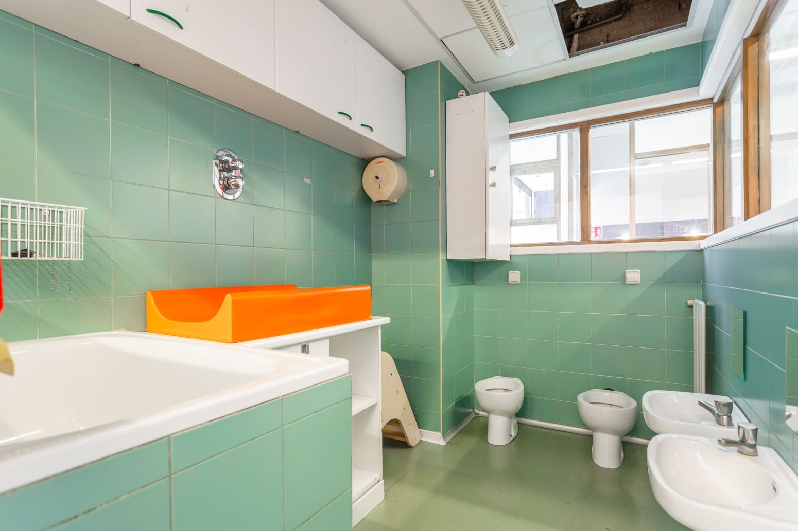 Kommersiell til salgs i Pamplona - € 315 000 (Ref: 9246498)