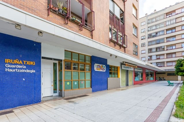 Commercieel te koop in Pamplona - € 315.000 (Ref: 9246498)