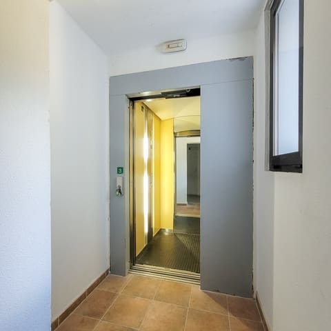 2 bedroom Flat for sale in Aisa with garage - € 199,500 (Ref: 9254826)