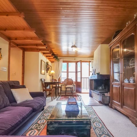 Piso de 2 habitaciones en Aisa en venta con garaje - 210.000 € (Ref: 9254826)