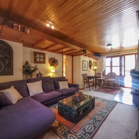 Piso de 2 habitaciones en Aisa en venta con garaje - 210.000 € (Ref: 9254826)