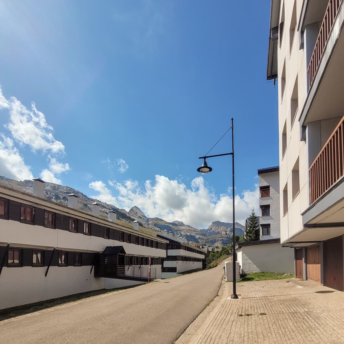 2 soveværelse Lejlighed til salg i Aisa med garage - € 199.500 (Ref: 9254826)