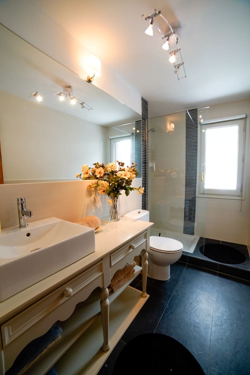 2 soveværelse Lejlighed til salg i Aisa med garage - € 199.500 (Ref: 9254826)