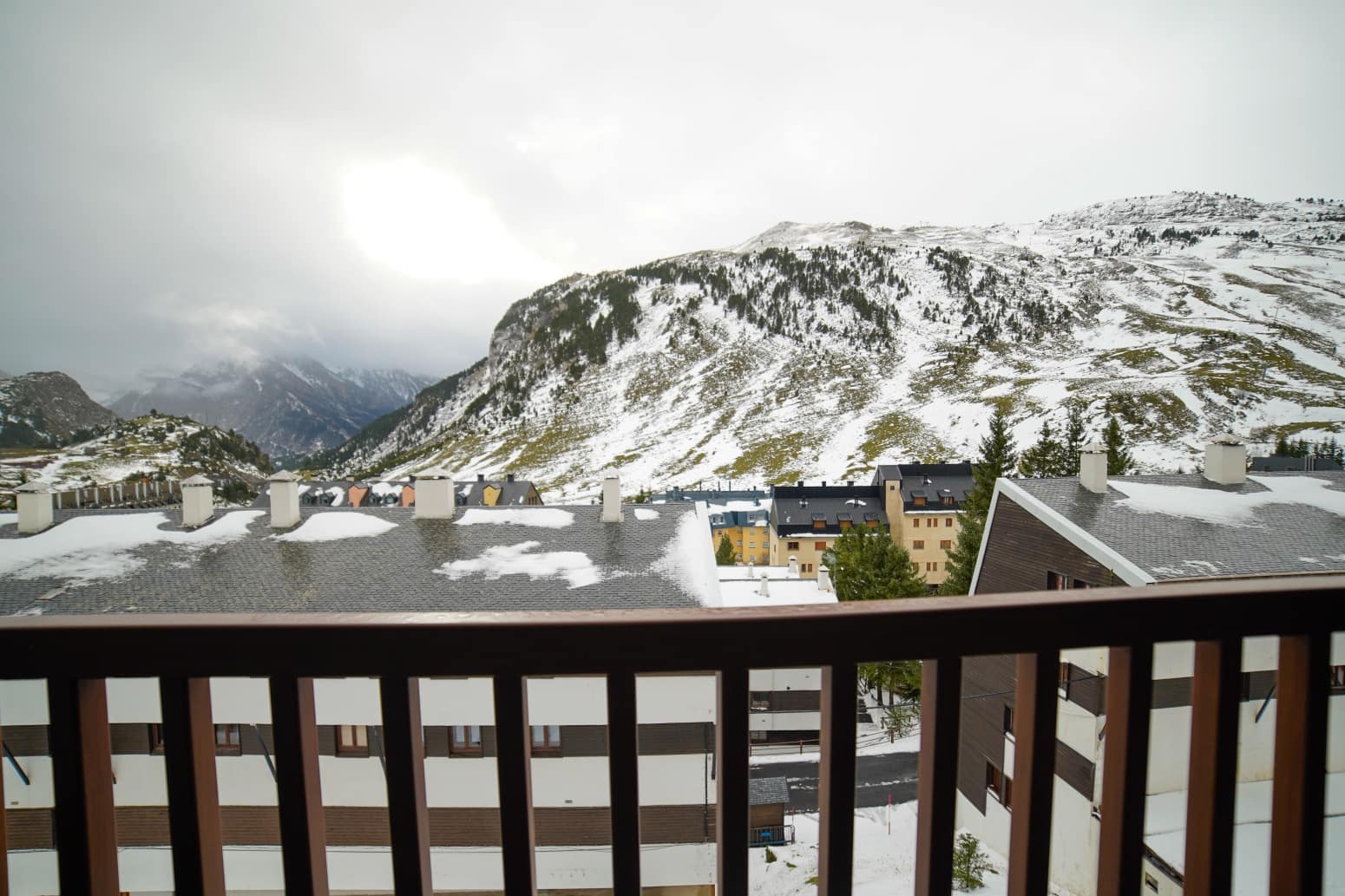 2 soveværelse Lejlighed til salg i Aisa med garage - € 199.500 (Ref: 9254826)