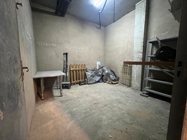 Erhverv til salg i Pamplona / Iruña - € 120.000 (Ref: 9264166)