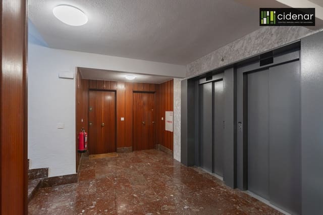 3 makuuhuone Asunto myytävänä paikassa Pamplona mukana 
autotalli - 369 000 € (Ref: 9272229)