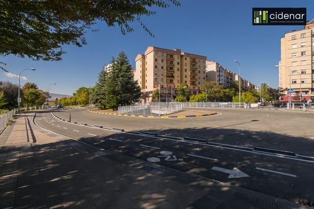 3 makuuhuone Asunto myytävänä paikassa Pamplona mukana 
autotalli - 369 000 € (Ref: 9272229)