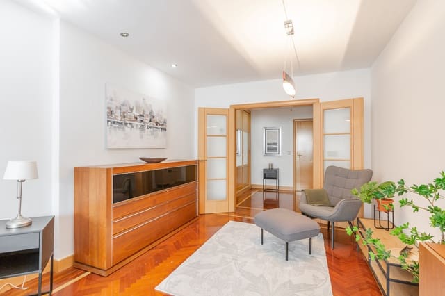 3 soverom Leilighet til salgs i Pamplona med garasje - € 367 900 (Ref: 9285027)