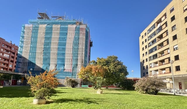 3 soverom Leilighet til salgs i Pamplona med garasje - € 367 900 (Ref: 9285027)