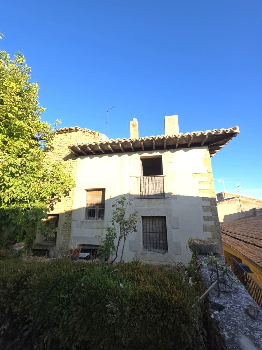 Działka budowlana na sprzedaż w Ujue - 125 000 € (Ref: 9291228)