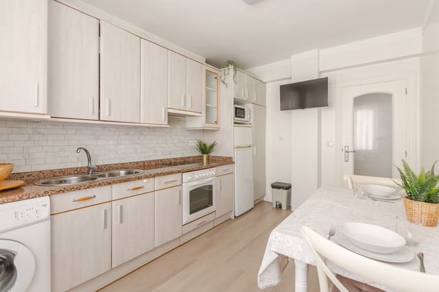 3 soveværelse Lejlighed til salg i Pamplona / Iruña - € 235.000 (Ref: 9294233)