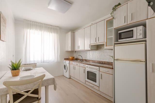 3 soveværelse Lejlighed til salg i Pamplona / Iruña - € 235.000 (Ref: 9294233)