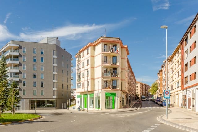 3 soveværelse Lejlighed til salg i Pamplona / Iruña - € 235.000 (Ref: 9294233)