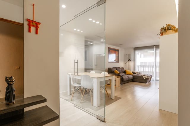 3 makuuhuone Asunto myytävänä paikassa Pamplona - 377 000 € (Ref: 9300753)