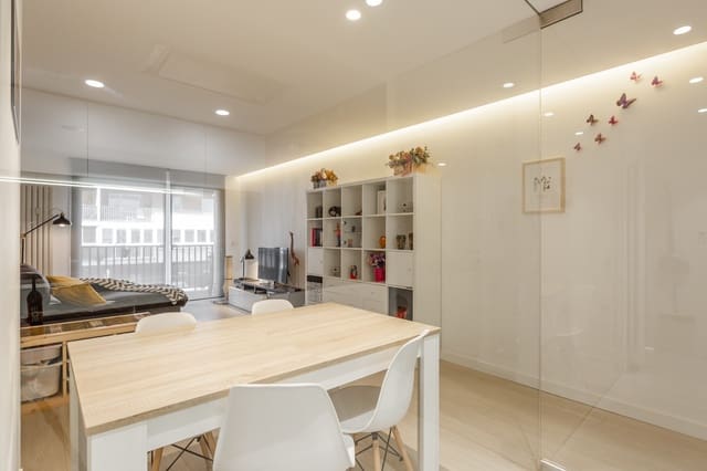 3 makuuhuone Asunto myytävänä paikassa Pamplona - 377 000 € (Ref: 9300753)