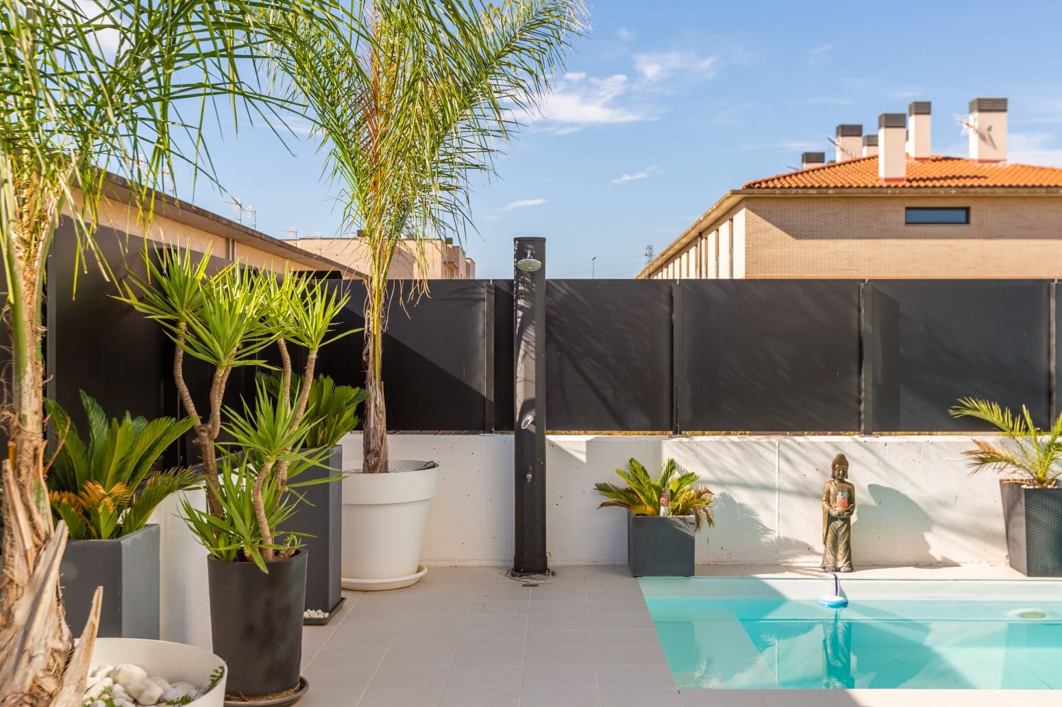 2 soveværelse Villa til salg i Tudela med swimmingpool - € 690.000 (Ref: 9310591)