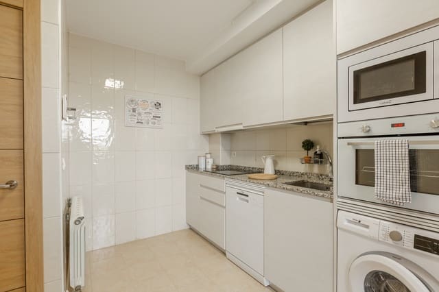 3 sypialnia Mieszkanie na sprzedaż w Pampeluna z garażem - 269 900 € (Ref: 9321639)