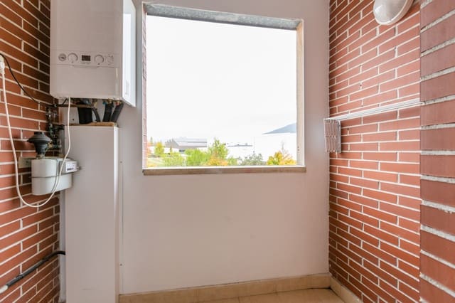 3 sypialnia Mieszkanie na sprzedaż w Pampeluna z garażem - 269 900 € (Ref: 9321639)