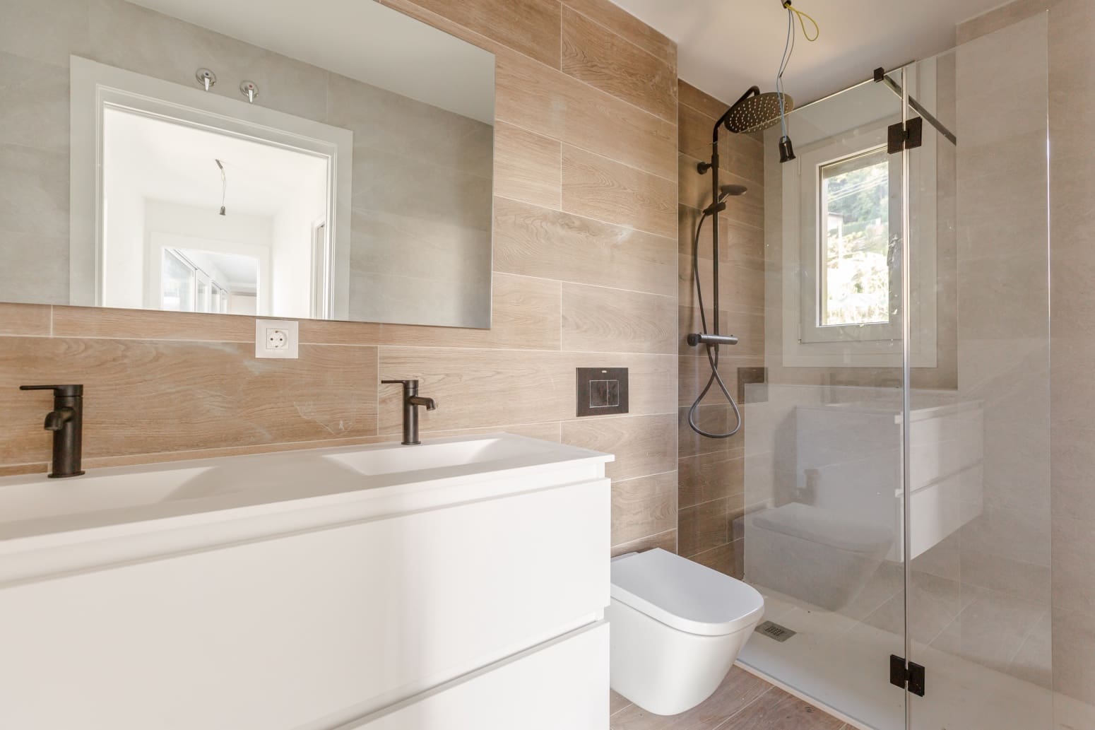 2 soverom Leilighet til salgs i Donostia-San Sebastian med garasje - € 1 200 000 (Ref: 9321641)