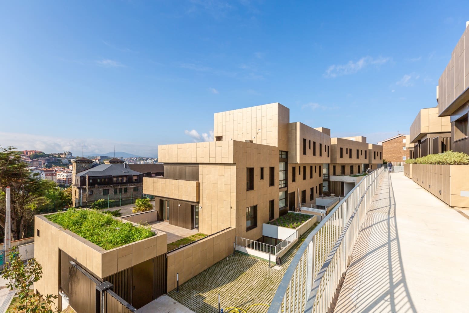 2 soverom Leilighet til salgs i Donostia-San Sebastian med garasje - € 1 200 000 (Ref: 9321641)